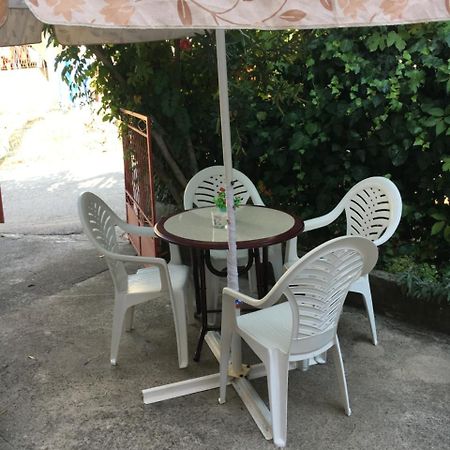 Apartman Tatjana Sutomore Ngoại thất bức ảnh