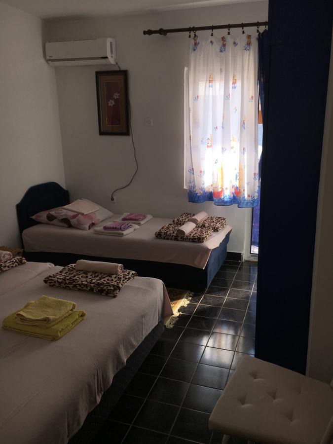 Apartman Tatjana Sutomore Ngoại thất bức ảnh