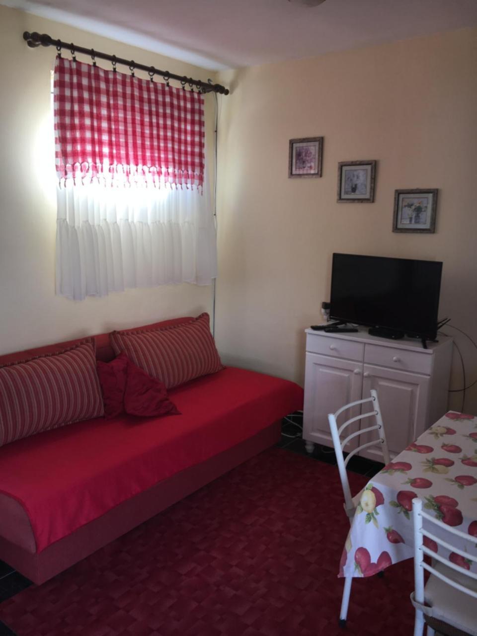 Apartman Tatjana Sutomore Ngoại thất bức ảnh