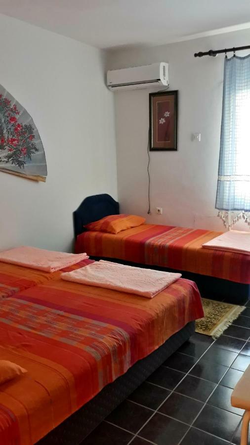 Apartman Tatjana Sutomore Ngoại thất bức ảnh